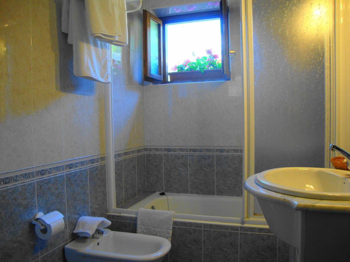 Apartamentos Y Habitaciones Sebrango Espinama Quarto foto